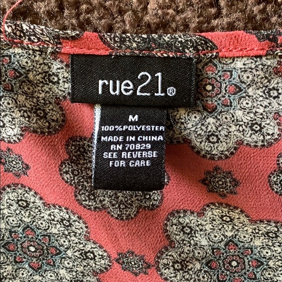 Cardigan - Picture 2 of 3